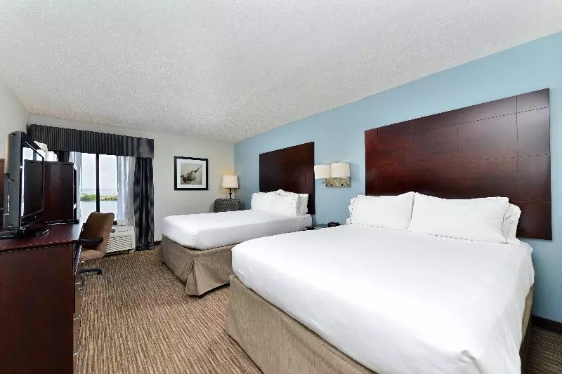 اتاق استاندارد با چشم‌انداز, Holiday Inn Express Hotel & Suites Tampa Rocky Point Island, An Ihg