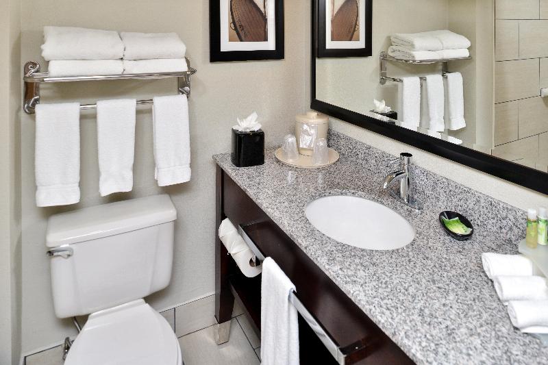 标准间, Holiday Inn Express Hotel & Suites Tampa Rocky Point Island, An Ihg