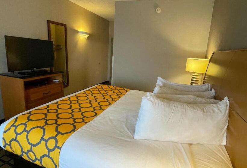 غرفة قياسية سرير كينج, Baymont By Wyndham West Plains