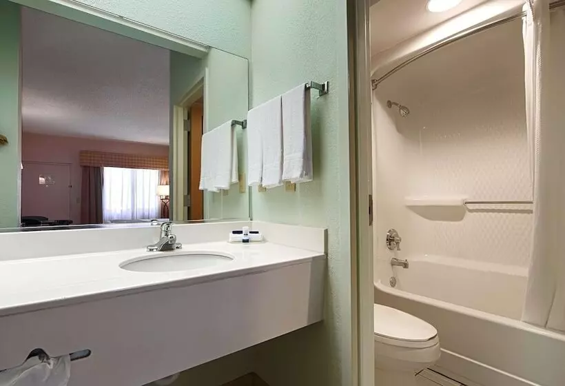 ２ダブルベッドのスタンダードルーム, Best Western Lake Okeechobee