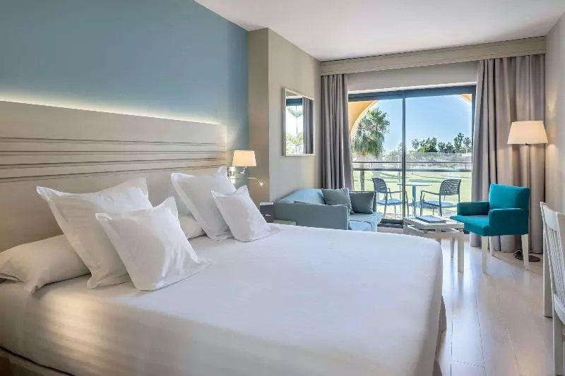 キングサイズベッドのスタンダードルーム, Best Western Lake Okeechobee