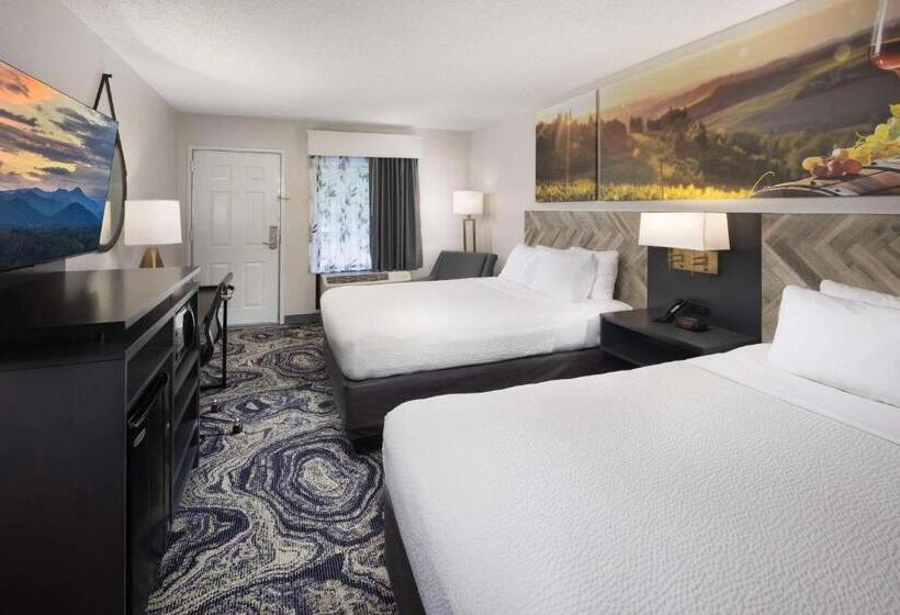 Quarto Estandar, Clarion Inn Biltmore Village