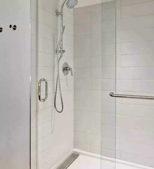 キングサイズベッドのスタンダードルーム, Delta Hotels By Marriott Denver Thornton