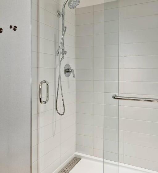 غرفة قياسية لذوى الاحتياجات الخاصة, Delta Hotels By Marriott Denver Thornton