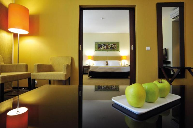 Suíte Cama King, Holiday Inn Express & Suites Quincy I 10, An Ihg