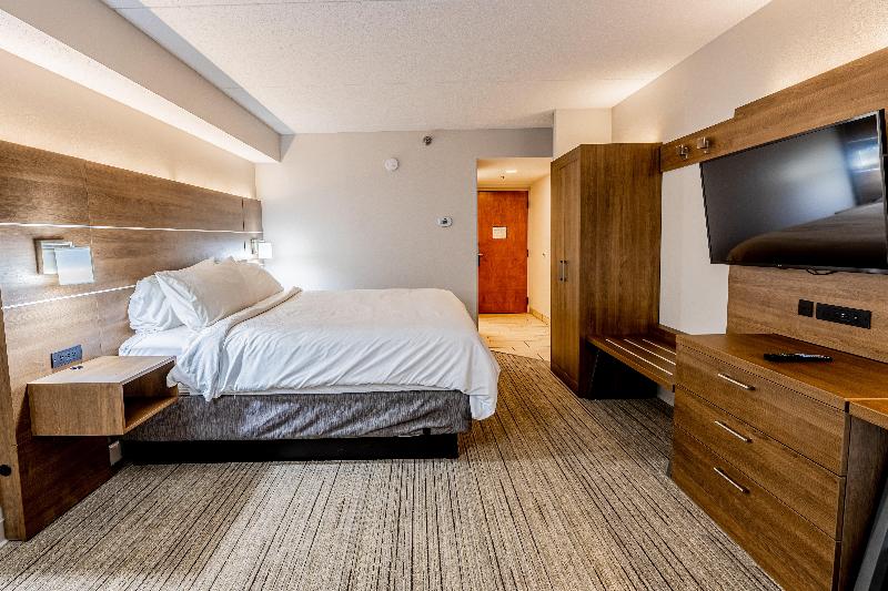 غرفة قياسية سرير كينج, Holiday Inn Express Indianapolis South, An Ihg