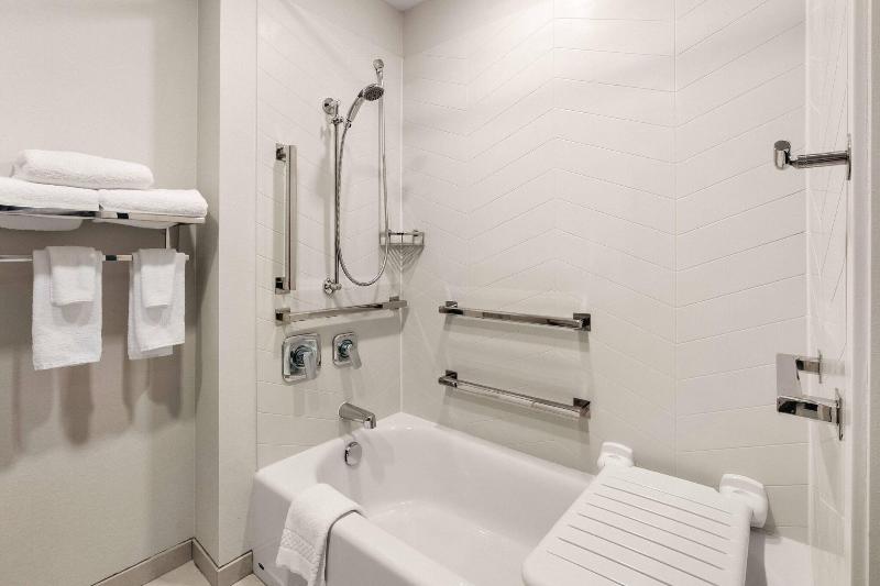带大床的标准间, Holiday Inn Express Seattle City Center