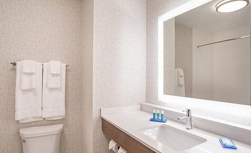 חדר סטנדרט, Holiday Inn Express Troutville Roanoke North, An Ihg