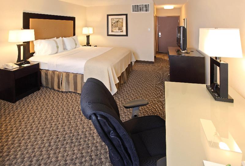 이그제큐티브 룸 킹사이즈 침대, Holiday Inn Little Rock Airport Conference Center, An Ihg