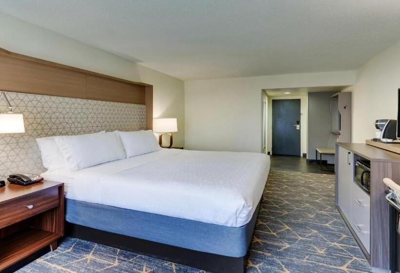 غرفة قياسية سرير كينج, Holiday Inn Staunton Conference Center, An Ihg