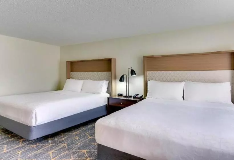 اتاق استاندارد برای معلولان, Holiday Inn Staunton Conference Center, An Ihg