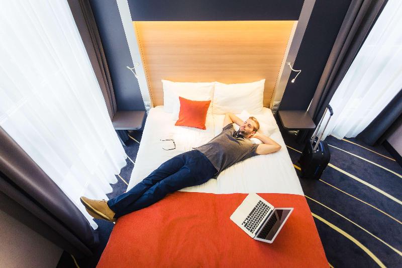 غرفة قياسية سرير كينج, Holiday Inn Staunton Conference Center, An Ihg