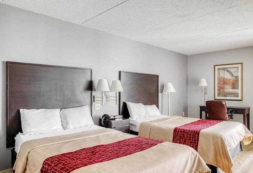 Номер Стандарт 2 Двуспальные Кровати, OYO Hotel Burlington South