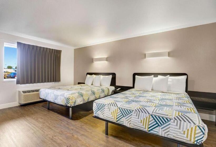 غرفة قياسية لذوى الاحتياجات الخاصة, Motel 6lodi, Ca