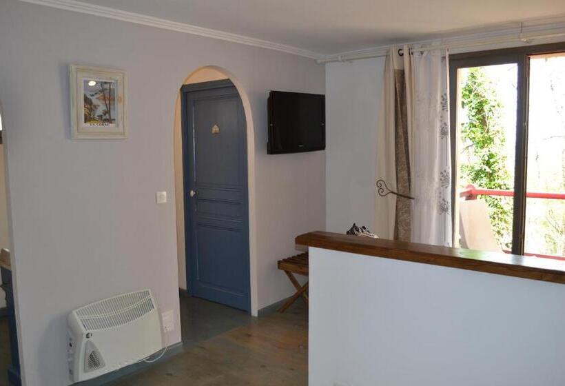 Номер Стандарт, Maison De La Vigne