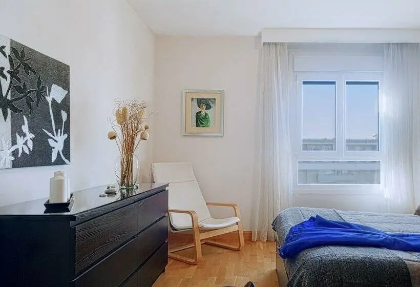 2 Bedroom Apartment Side Sea View, Toctoc  Pacifico Beach Apartment Con Aparcamiento