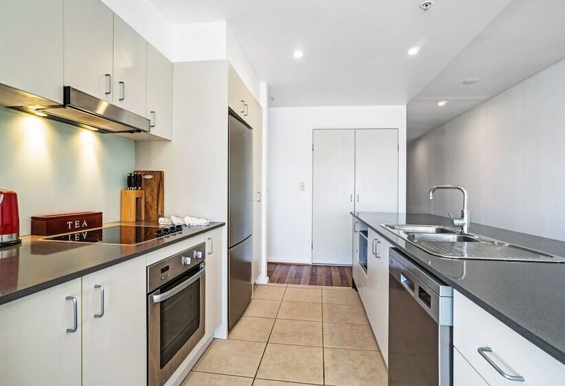 شقة ديلوكس 3 غرف نوم, Beau Monde Apartments Newcastle   Worth Place Apartment