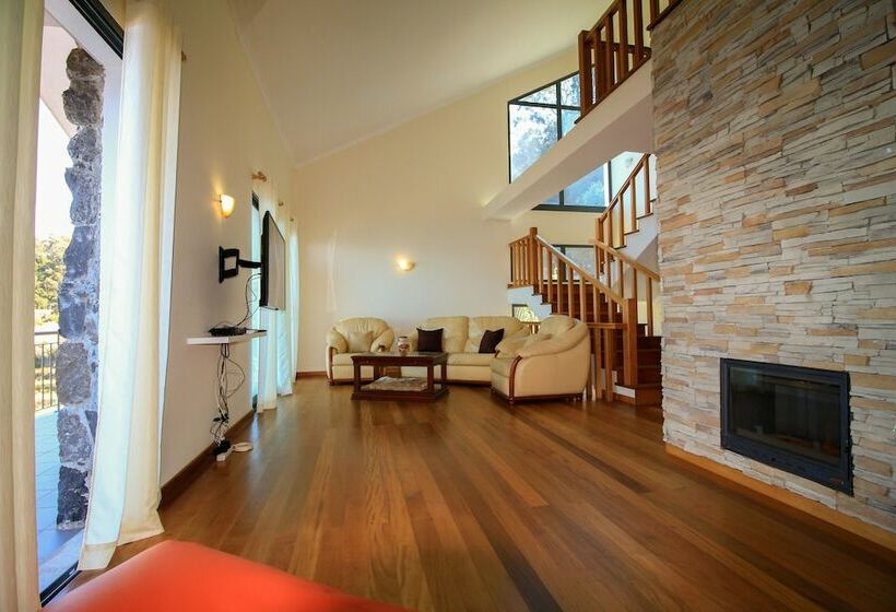 דירת משפחה, Paradise Ocean View By Analodges