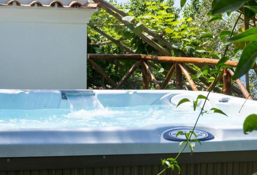 סוויטה נוף לים, Residence Lì Galli