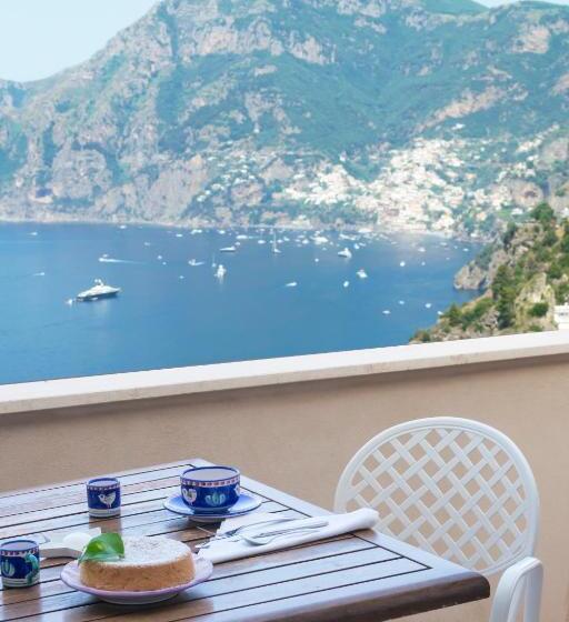 סוויטה נוף לים, Residence Lì Galli