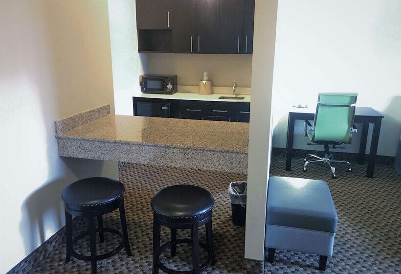 발코니가 있는 스위트, Best Western Plus La Mesa San Diego