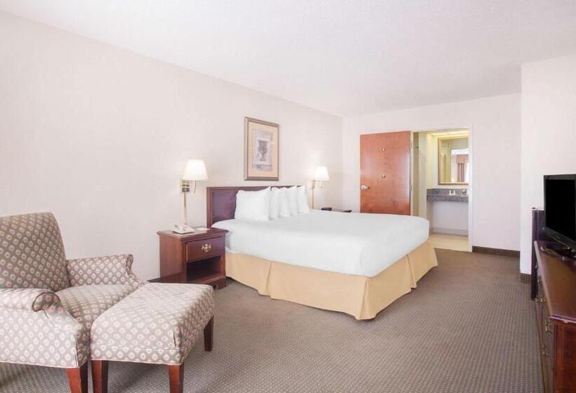 스탠다드 룸 킹사이즈 침대, Days Inn By Wyndham Metter