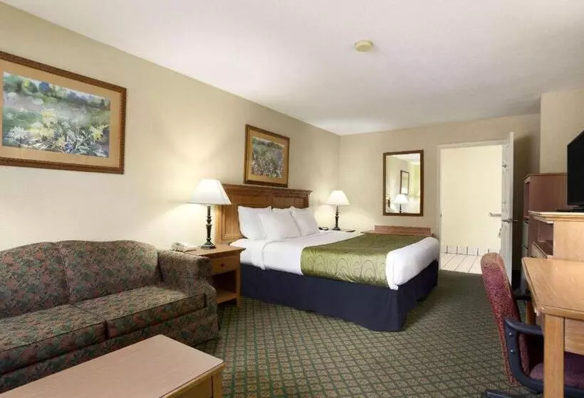 身障者適用キングサイズベッドルーム, Days Inn & Suites By Wyndham Stuttgart