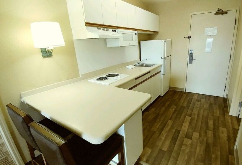 Люкс, Extended Stay America Suites  Kansas City  Overland Park  Nall Ave
