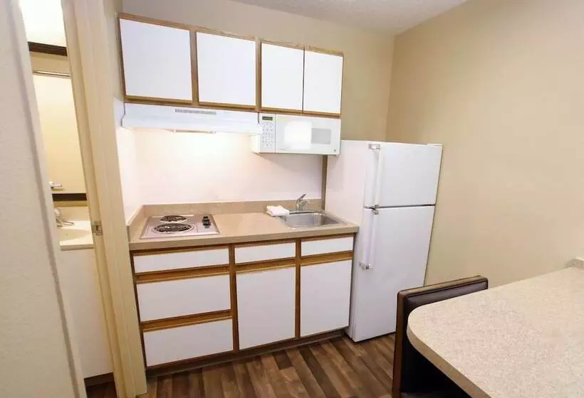 スイート, Extended Stay America Suites  Nashville  Airport  Music City