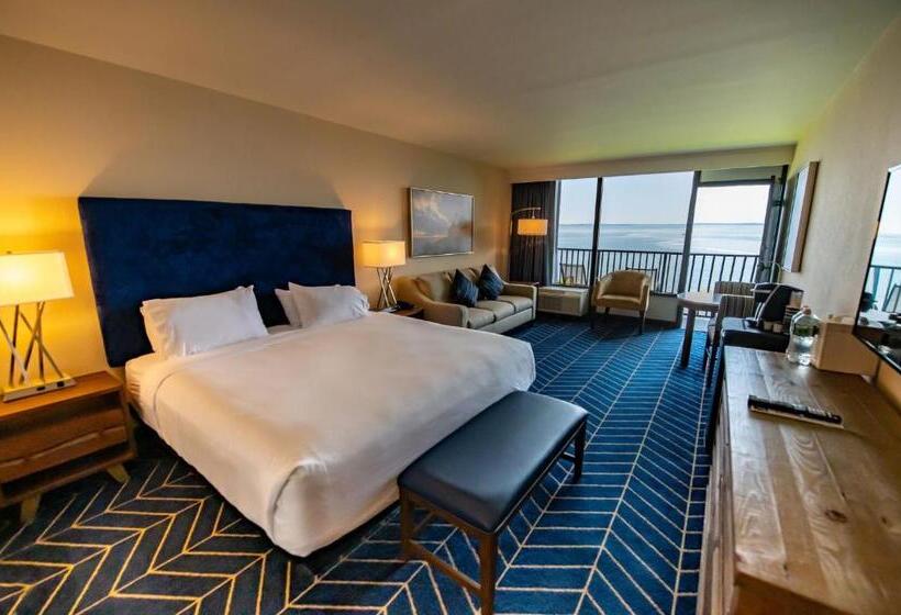 스탠다드 룸 킹사이즈 침대, Holiday Inn Bar Harbor Regency Hotel, An Ihg
