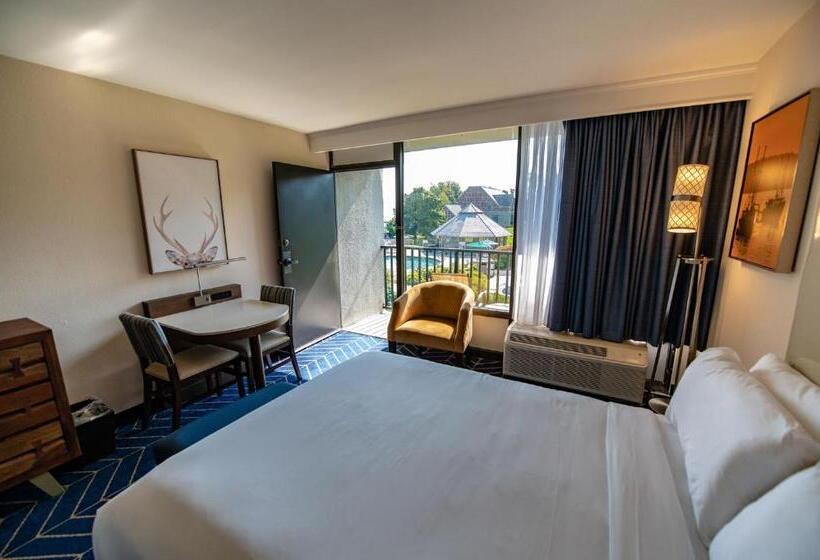 Номер Стандард Боковой Вид на Море с Балконом, Holiday Inn Bar Harbor Regency Hotel, An Ihg