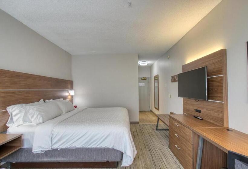 غرفة قياسية سرير كينج, Holiday Inn Express Hotel & Suites Oshkosh   State Route 41, An Ihg