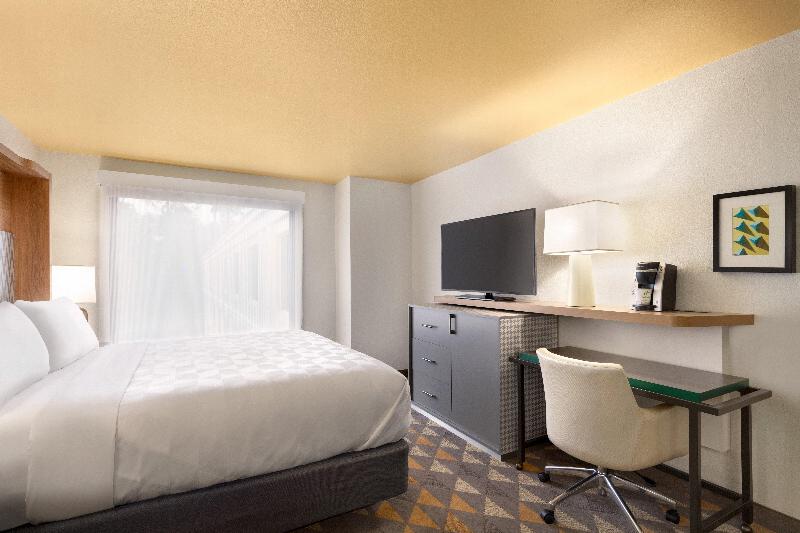 Büyük Çift Kişilik Yataklı Standart Oda, Holiday Inn Houston Intercontinental Airport, An Ihg