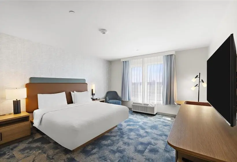 キングサイズベッドのスタンダードルーム, Holiday Inn Rapid City   Rushmore Plaza, An Ihg
