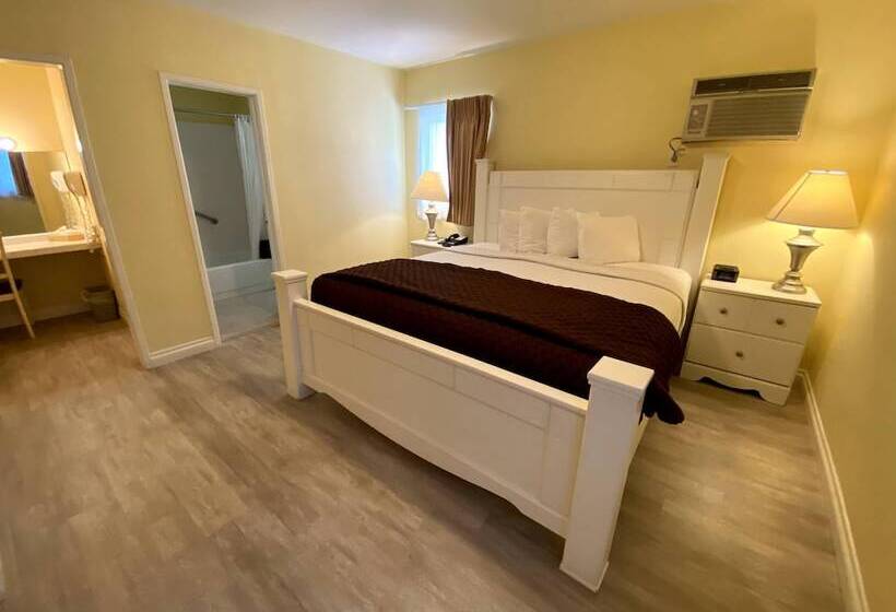 חדר דלוקס, Hollywood Celebrity