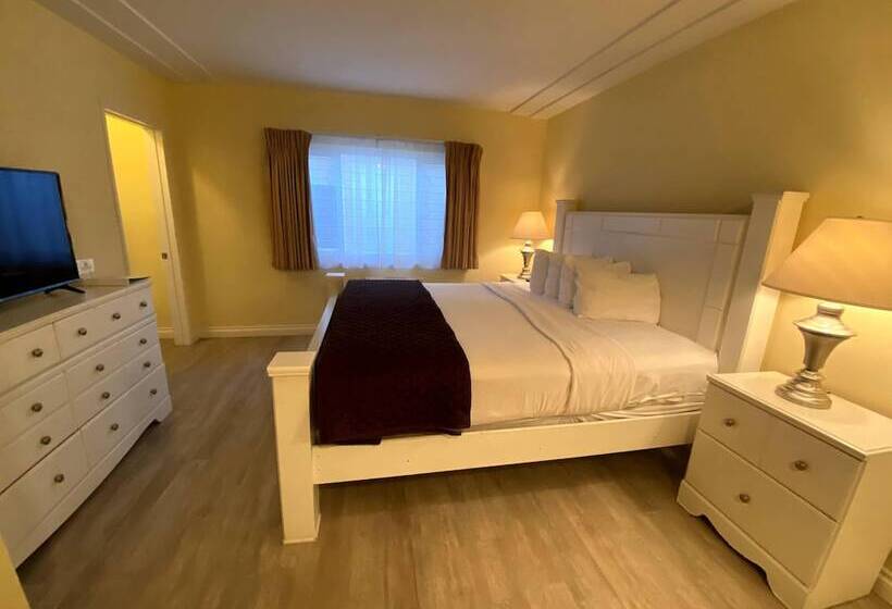 חדר דלוקס, Hollywood Celebrity