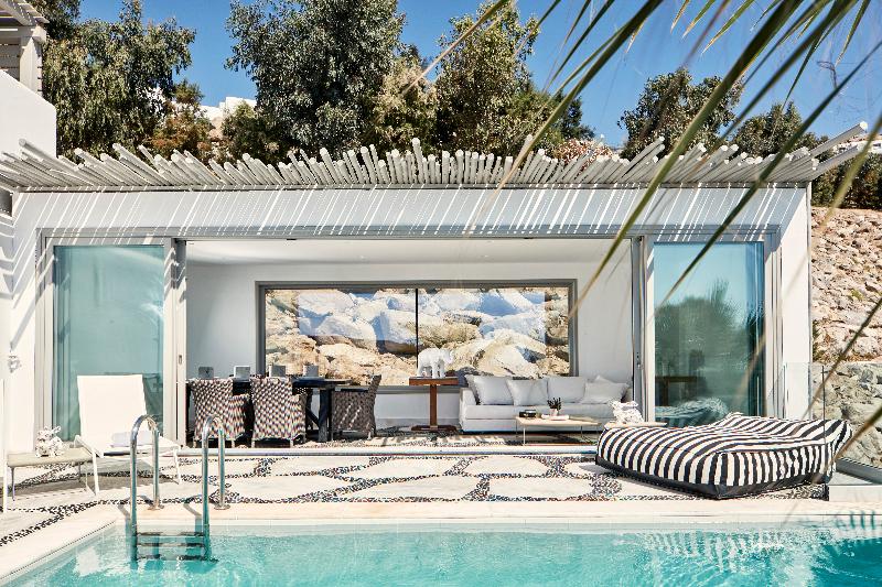 חדר סטנדרט, Hollywood Celebrity