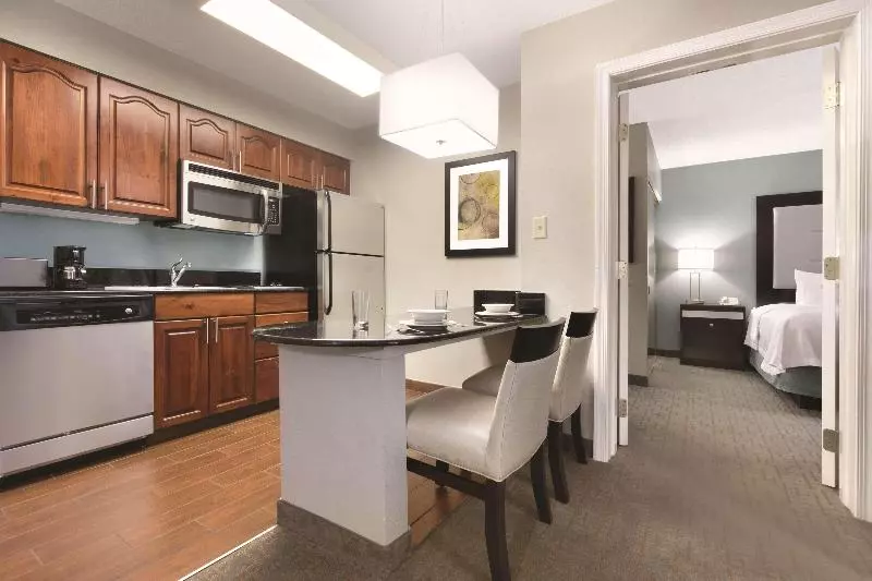 身障者適用キングサイズベッドルーム, Homewood Suites By Hilton Atlantaalpharetta