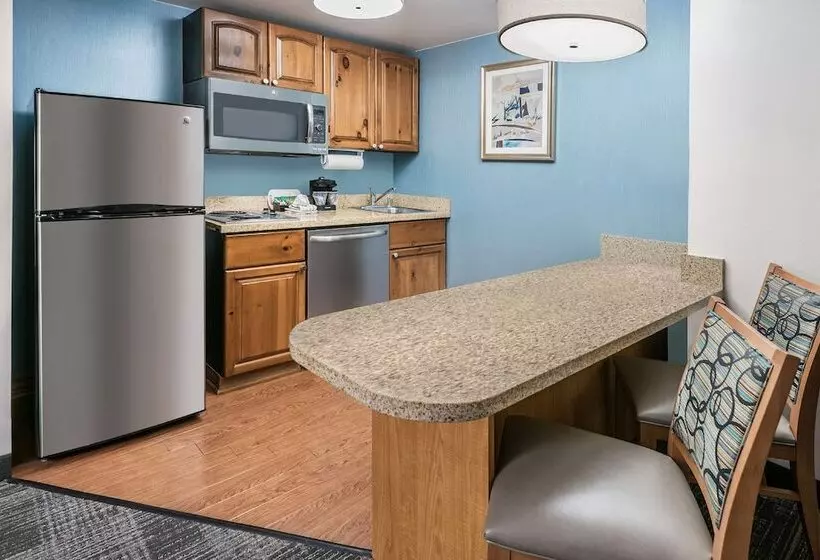 スイート, Mainstay Suites Phoenix North
