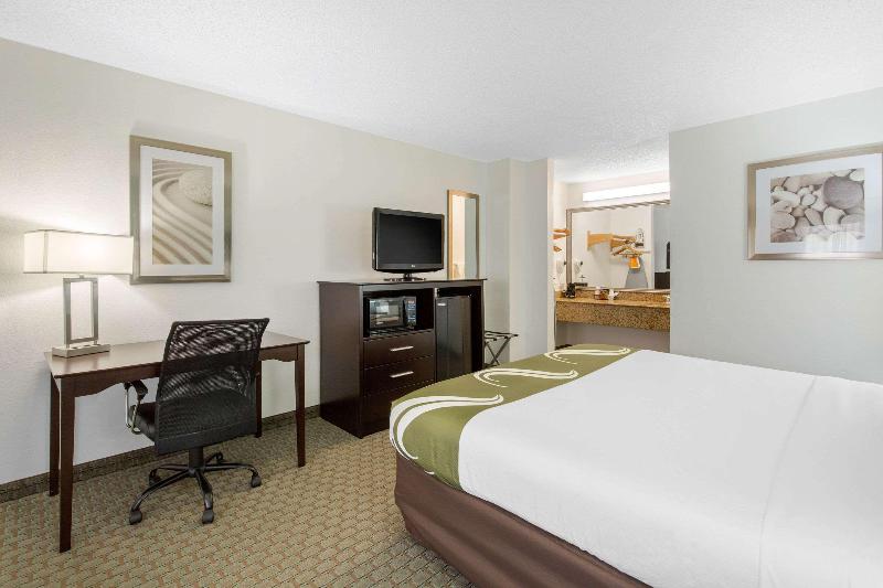 חדר סטנדרט עם מיטת קינג, Quality Inn Clute Freeport