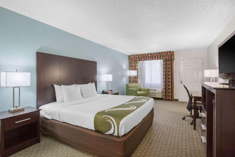 חדר סטנדרט עם מיטת קינג, Quality Inn Clute Freeport