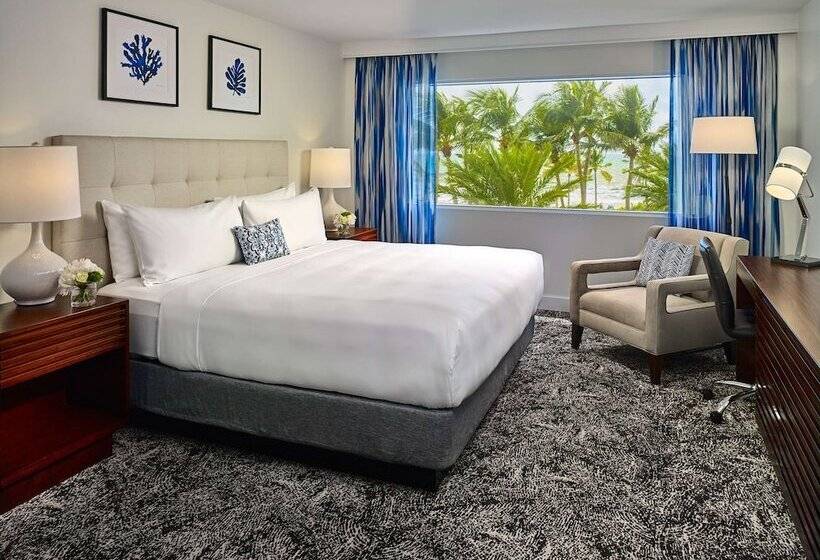 オーシャンビューデラックスルーム, Sonesta Fort Lauderdale Beach