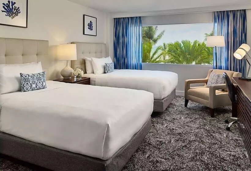 اتاق لوکس با چشم‌انداز دریا, Sonesta Fort Lauderdale Beach