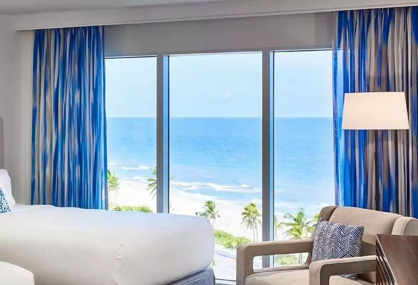 اتاق لوکس با چشم‌انداز دریا, Sonesta Fort Lauderdale Beach