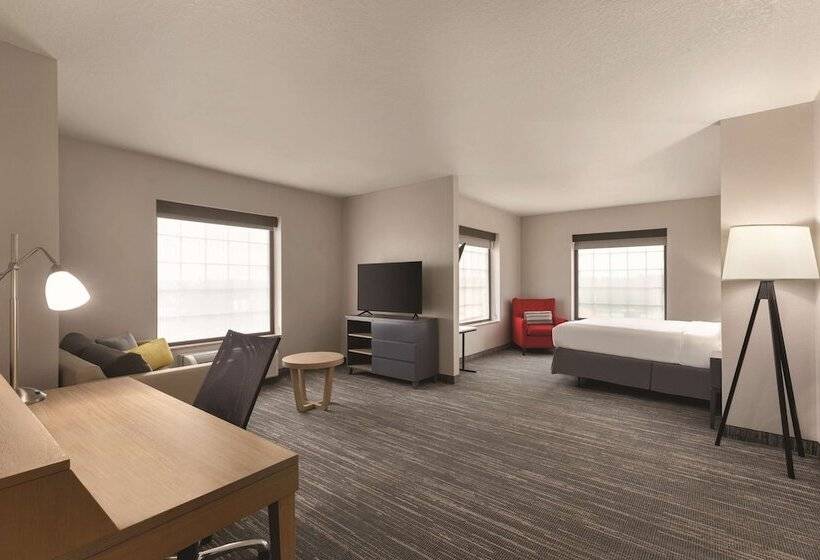 חדר סטנדרט מותאם לאדם עם מוגבלויות, Country Inn & Suites By Radisson, Rj Stadium   Tampa Airport East