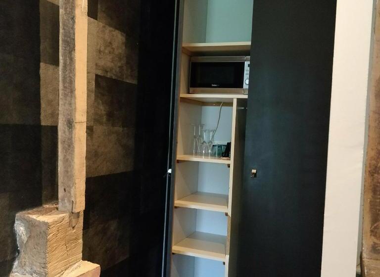 غرفة قياسية مطلّة علي الحديقة, Clos Masure