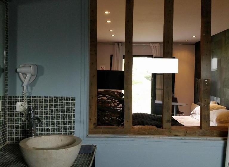 غرفة قياسية مطلّة علي الحديقة, Clos Masure