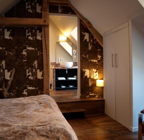 غرفة قياسية, Clos Masure