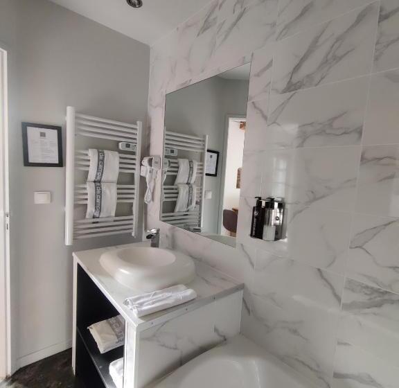 إستوديو قياسى مطلّ علي الحديقة, Clos Masure