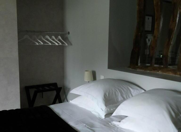 جناح جونيور مطل على الحديقة, Clos Masure